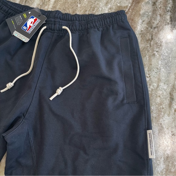 Nike NBA Boston Celtics Standard Issue Dri-Fit Joggers CN3197-010 Men’s Size S - Picture 4 of 9